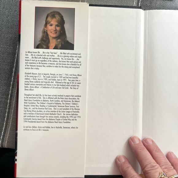 Full Circle: The Story of Davey Allison Signed By Author - Picture 6 of 11